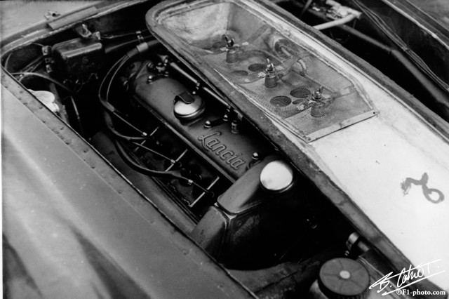 Engine-Lancia_1953_Targa_01_BC.jpg