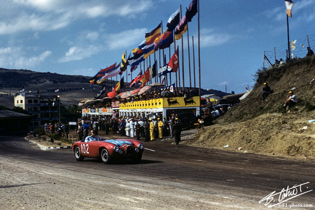 Ricci-Scotti_1955_Targa_01_BC.jpg