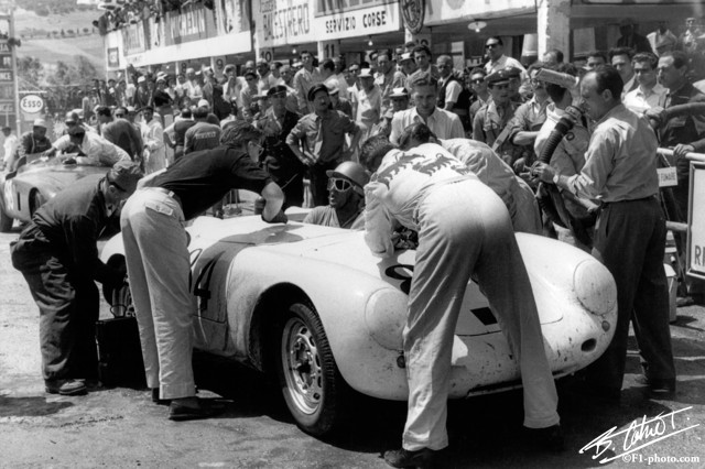 Maglioli-VonHanstein_1956_Targa_02_BC.jpg