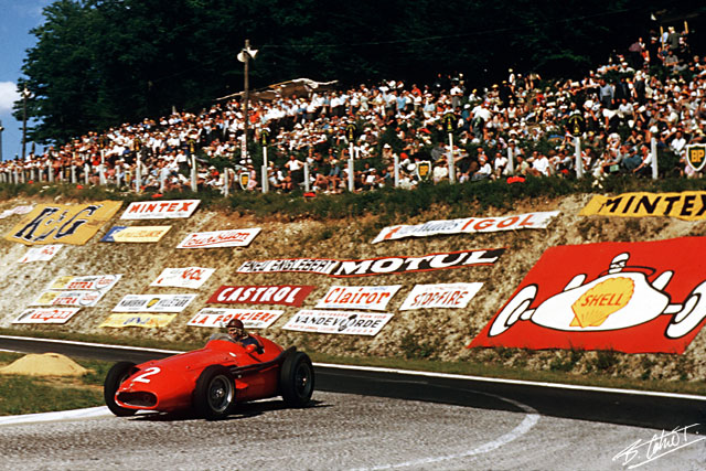 Fangio_1957_France_02_BC.jpg