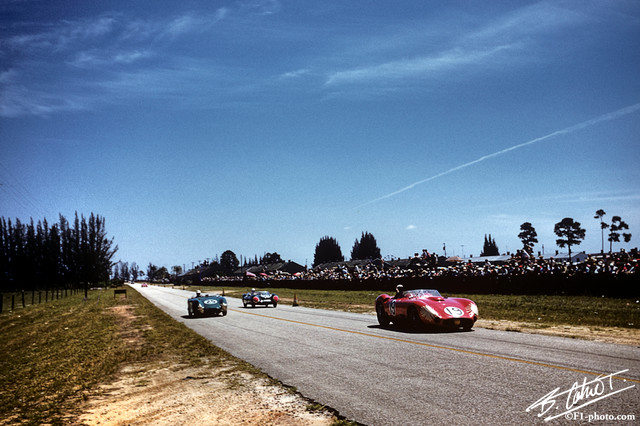 Behra-Fangio_1957_Sebring_01_BC.jpg