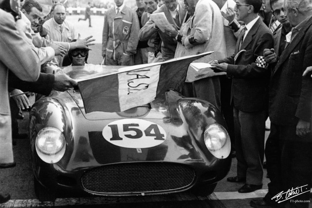 Gurney_1959_Targa_01_BC.jpg