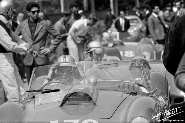 Rodriguez_1960_Targa_01_BC.jpg