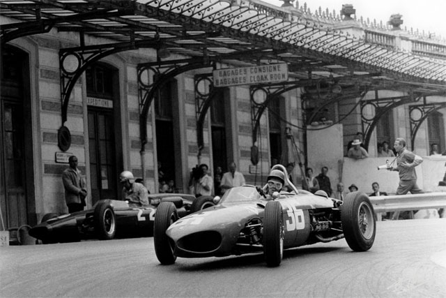 Ginther_1961_Monaco_01_BC.jpg