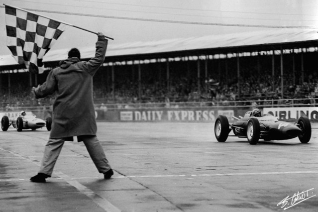 Surtees_1962_Silverstone_01_BC.jpg