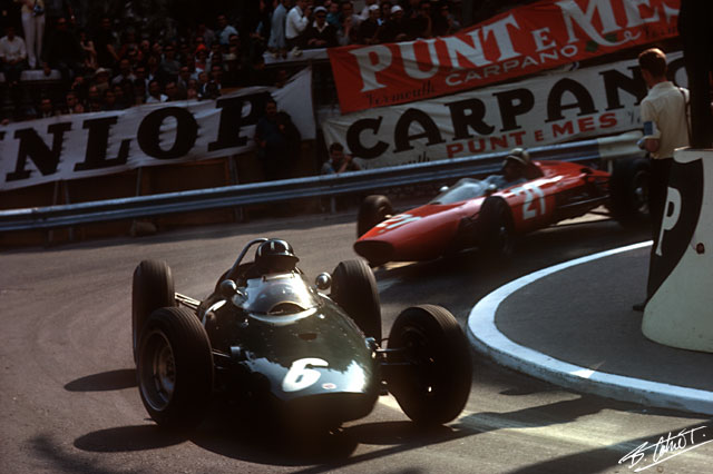 Hill-G-Surtees_1963_Monaco_01_BC.jpg