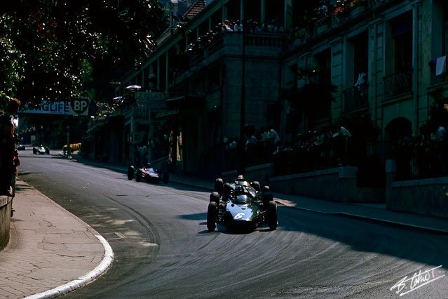 Hill-G_1963_Monaco_02_BC.jpg