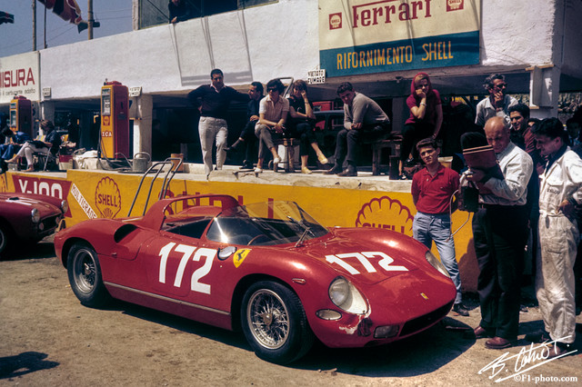 Scarfiotti-Mairesse_1963_Targa_01_BC.jpg