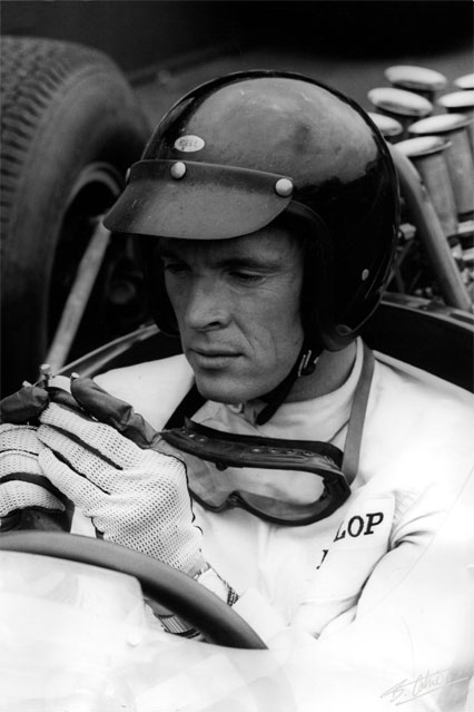 Gurney_1964_England_01_BC.jpg