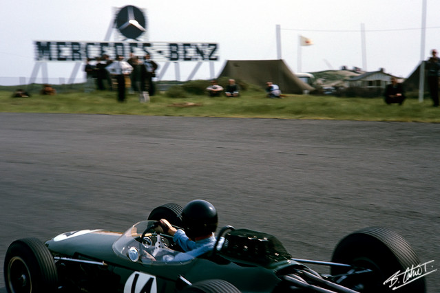 Gurney_1964_Holland_01_BC.jpg