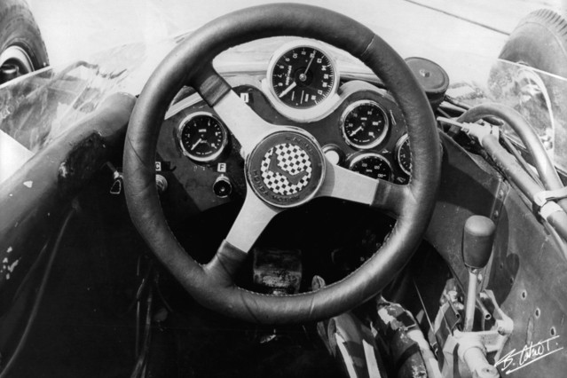 Steeringwheel_1964_Italy_01_BC.jpg