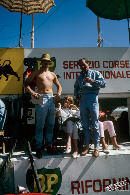 Bonnier-Mariane-Ireland_1964_Targa_01_BC.jpg