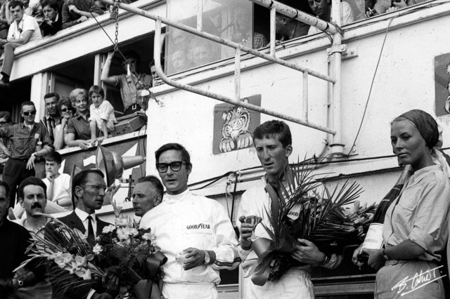 Podium_1965_LeMans_01_BC.jpg