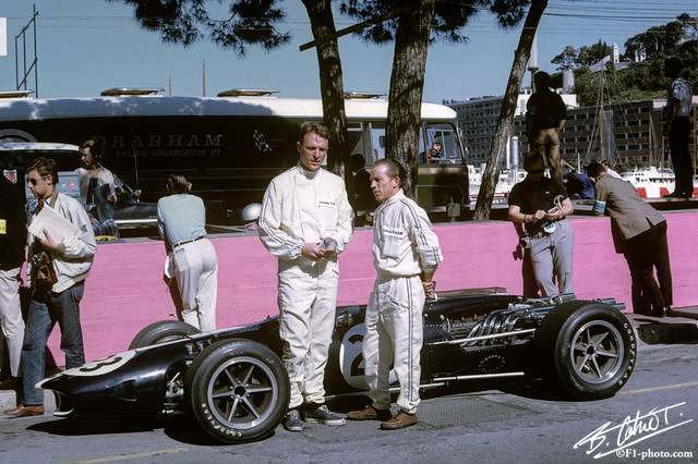 Ginther-Gurney_1965_Monaco_01_BC.jpg