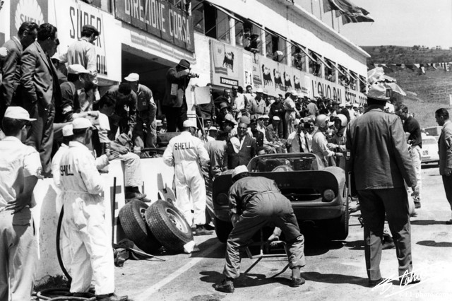 Vaccarella-Bandini_1965_Targa_01_BC.jpg