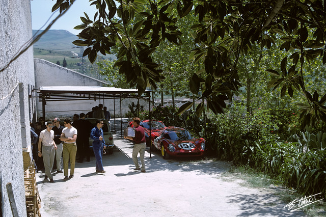 Atmosphere_1966_Targa_03_BC.jpg