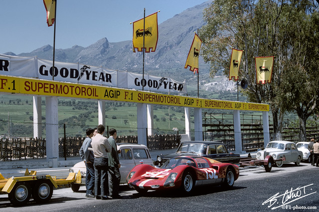 Atmosphere_1966_Targa_05_BC.jpg