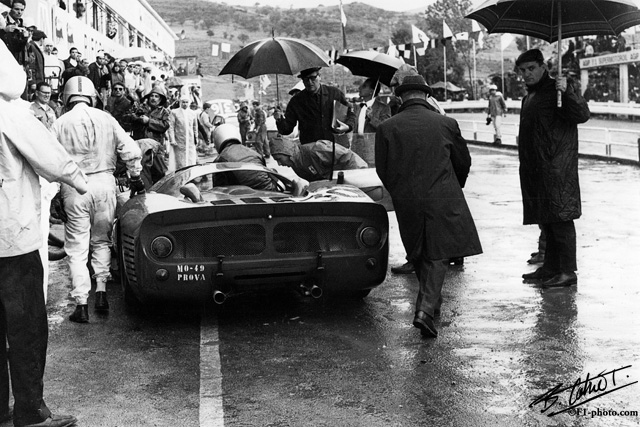 Vaccarella-Bandini_1966_Targa_01_BC.jpg