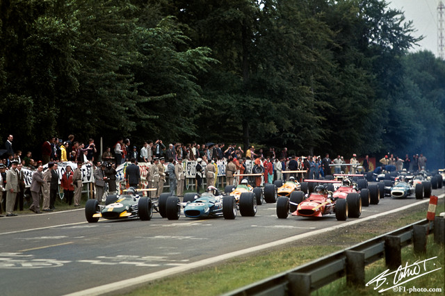 Start_1968_France_01_BC.jpg