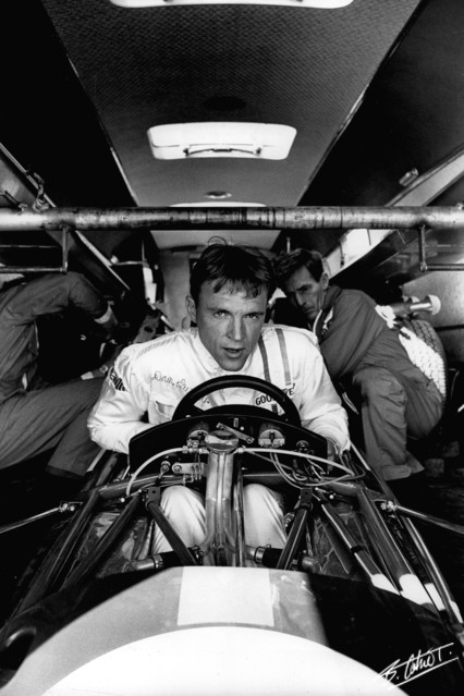 Gurney_1968_Holland_01_BC.jpg