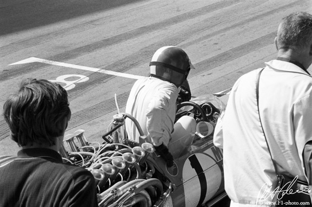 Beltoise_1968_Monaco_02_PHC.jpg