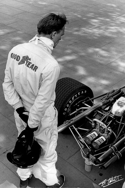 Gurney_1968_Monaco_01_BC.jpg