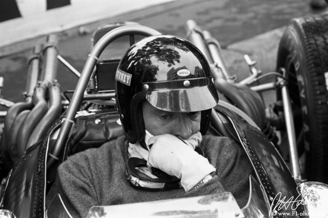 Gurney_1968_Monaco_03_PHC.jpg