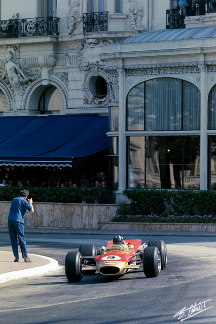 Hill-G_1968_Monaco_05_BC.jpg