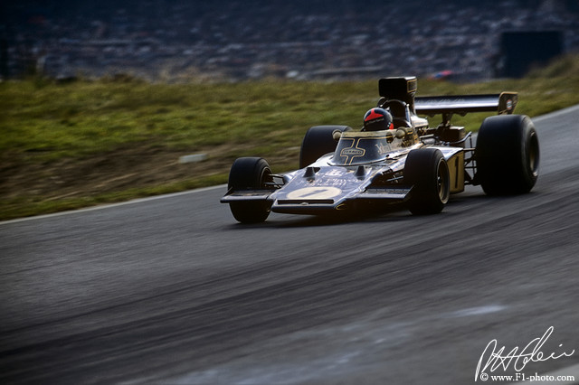 Fittipaldi_1973_Austria_02_PHC.jpg