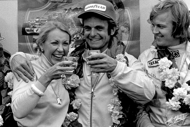 Revson_1973_England_05_BC.jpg