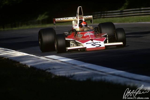 Fittipaldi_1974_Italy_02_PHC.jpg