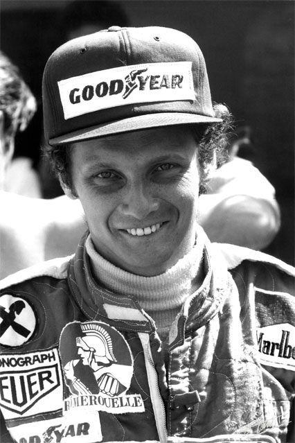 Lauda_1975_France_02_BC.jpg