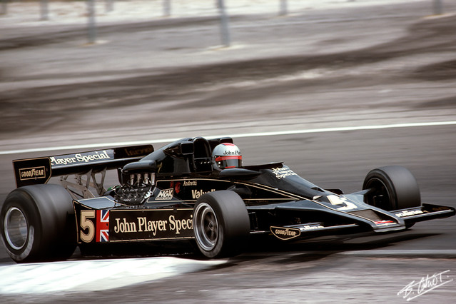 Andretti_1977_France_03_BC.jpg