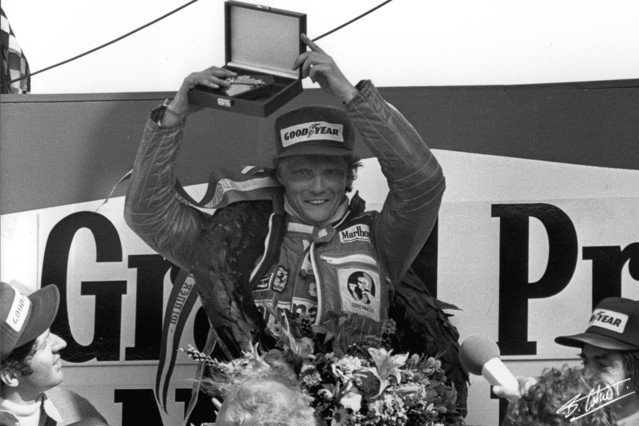 Lauda_1977_Holland_02_BC.jpg