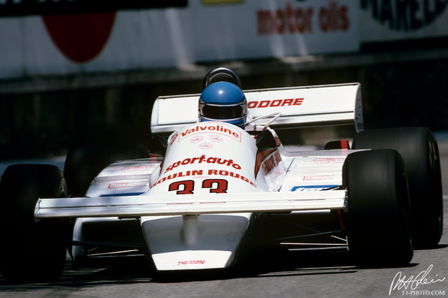 Tambay_1981_Monaco_02_PHC.jpg