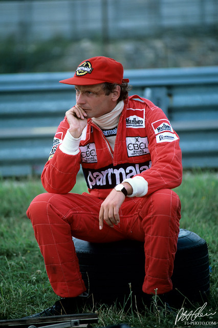 Lauda_1982_Holland_03_PHC.jpg