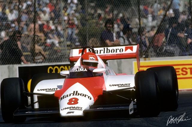 Lauda_1983_LongBeach_01_PHC.jpg