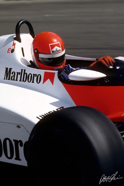 Lauda_1983_LongBeach_02_PHC.jpg