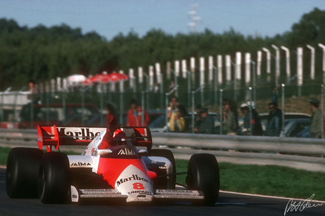 Lauda_1984_Portugal_01_PHC.jpg