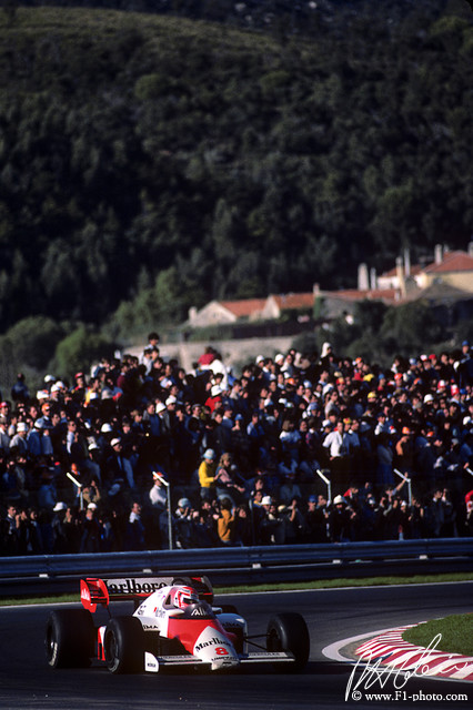 Lauda_1984_Portugal_02_PHC.jpg