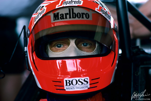 Lauda_1985_Brazil_02_PHC.jpg