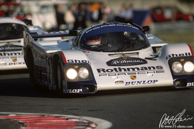 Bell_1985_LeMans_02_PHC.jpg