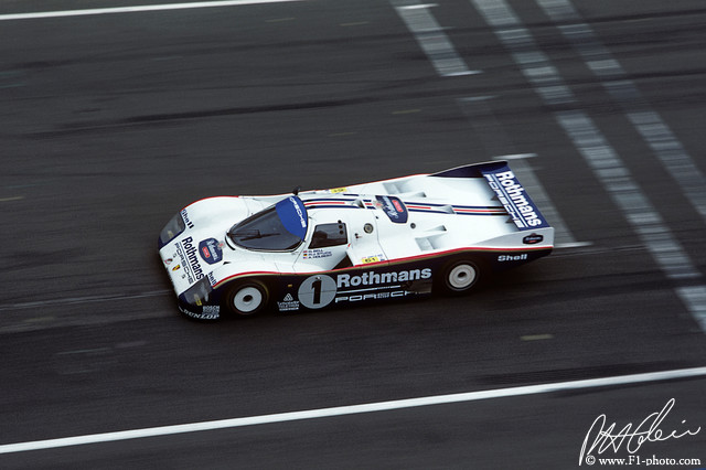 Bell-Stuck-Holbert_1986_LeMans_01_PHC.jpg