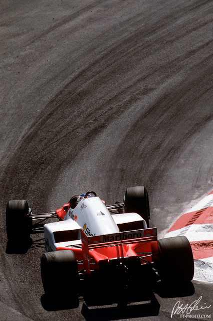 Prost_1986_Monaco_03_PHC.jpg