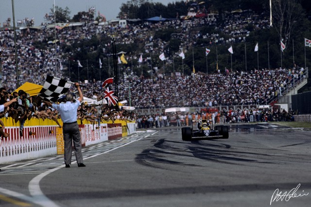 Patrese_1990_Imola_01_PHC.jpg