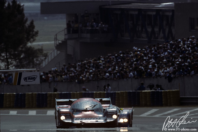 Larrauri_1990_LeMans_01_PHC.jpg