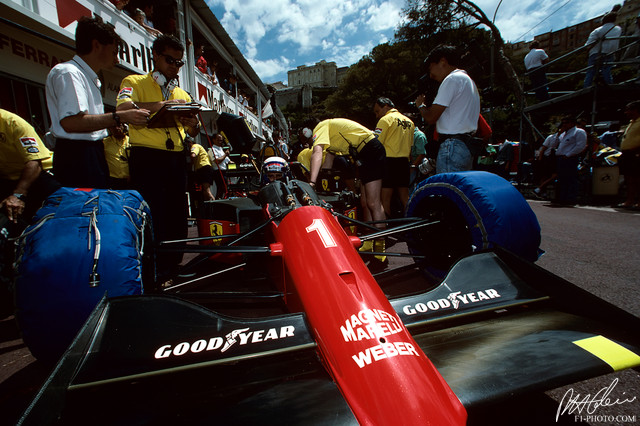 Prost_1990_Monaco_03_PHC.jpg