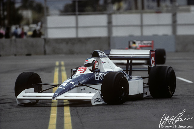 Alesi-Senna_1990_USA_01_PHC.jpg