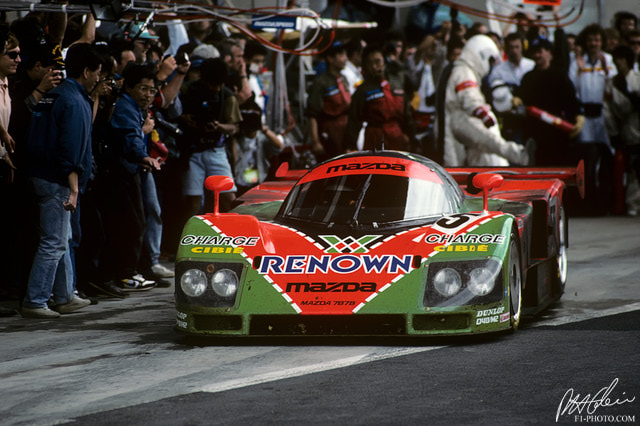 Mazda_1991_LeMans_03_PHC.jpg