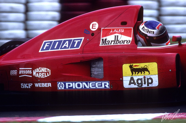 Alesi_1992_Canada_01_PHC.jpg